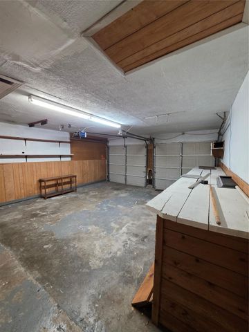 9611 Jaywood Drive, Houston, TX 77040