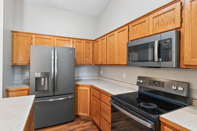 600 142nd Avenue NW, Andover, MN 55304