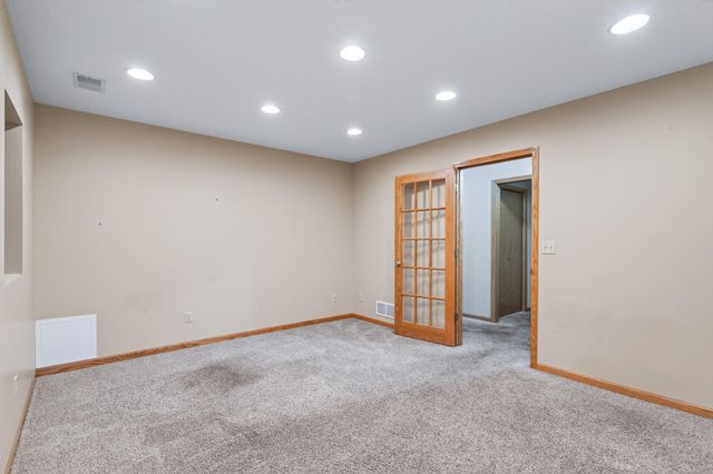 600 142nd Avenue NW, Andover, MN 55304