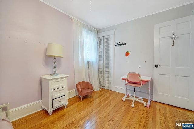 776 Maple Avenue, Glen Rock, NJ 07452
