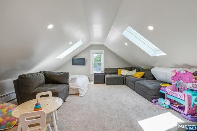 776 Maple Avenue, Glen Rock, NJ 07452
