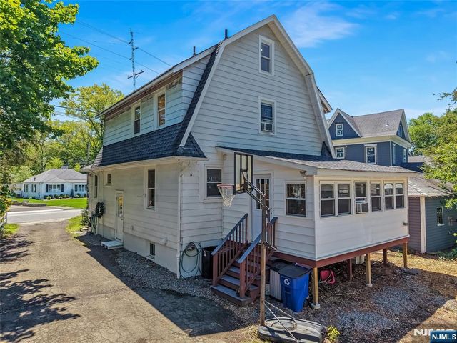 776 Maple Avenue, Glen Rock, NJ 07452