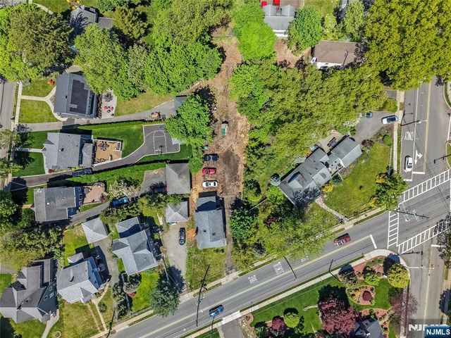 776 Maple Avenue, Glen Rock, NJ 07452