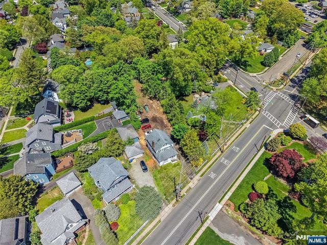 776 Maple Avenue, Glen Rock, NJ 07452