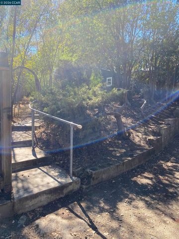 1549 Farm Bureau Rd, Concord, CA 94519