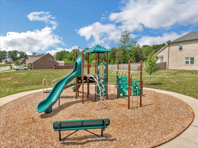585 Oakvale Ln, Mount Juliet, TN 37122