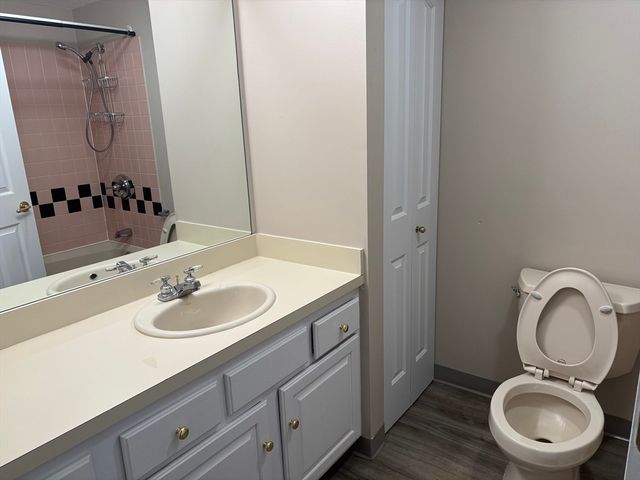 34 Sumner Ave 301, Springfield, MA 01108