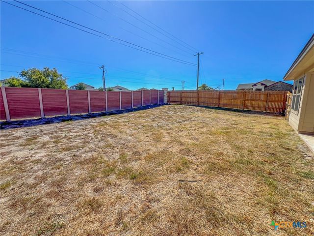 100 Taggart Trail, Jarrell, TX 76537