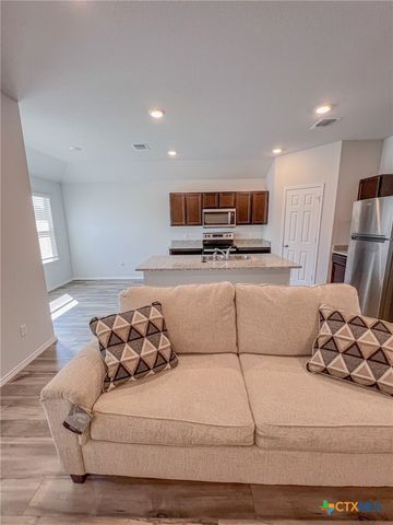 100 Taggart Trail, Jarrell, TX 76537