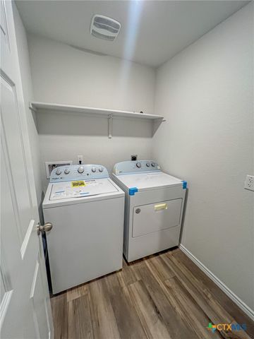 100 Taggart Trail, Jarrell, TX 76537
