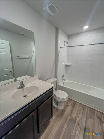 100 Taggart Trail, Jarrell, TX 76537