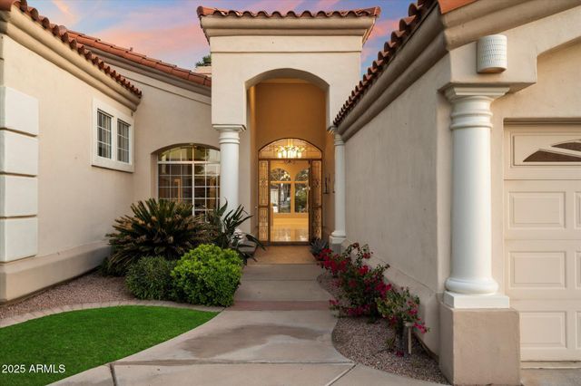 1507 E TREASURE COVE Drive, Gilbert, AZ 85234