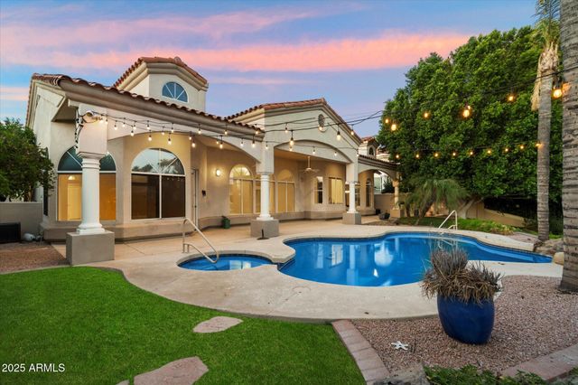 1507 E TREASURE COVE Drive, Gilbert, AZ 85234