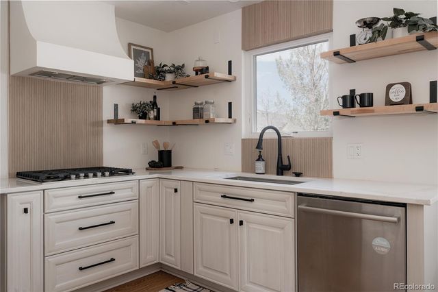 12851 E Vassar Drive, Aurora, CO 80014