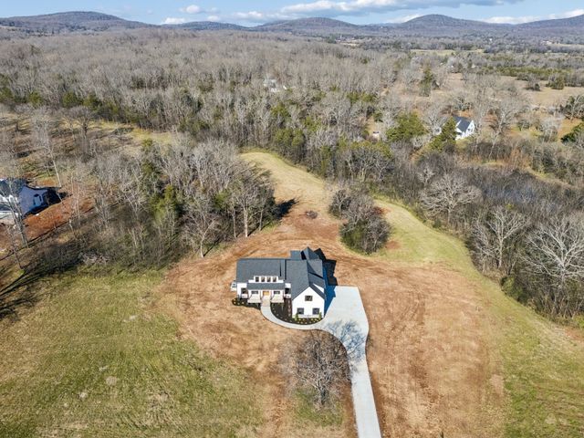 8533 Twelve Corners Rd, Lascassas, TN 37085