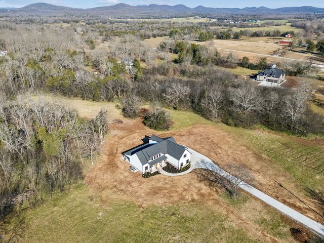 8533 Twelve Corners Rd, Lascassas, TN 37085