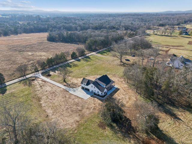 8533 Twelve Corners Rd, Lascassas, TN 37085