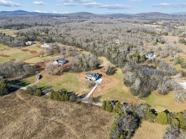 8533 Twelve Corners Rd, Lascassas, TN 37085