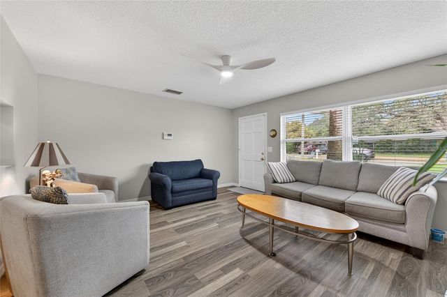 805 E 14TH AVENUE, New Smyrna Beach, FL 32169