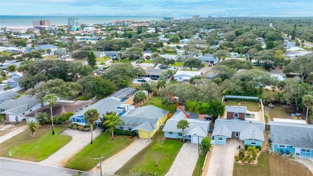 805 E 14TH AVENUE, New Smyrna Beach, FL 32169