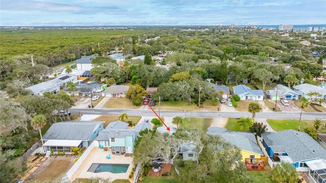 805 E 14TH AVENUE, New Smyrna Beach, FL 32169