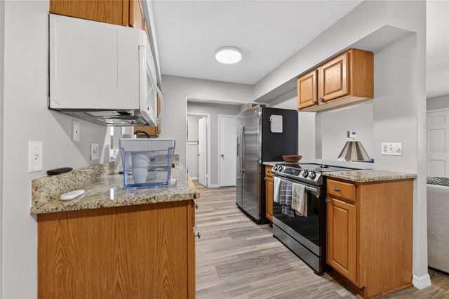 805 E 14TH AVENUE, New Smyrna Beach, FL 32169