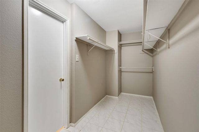 11019 Cayman Mist Drive, Houston, TX 77075