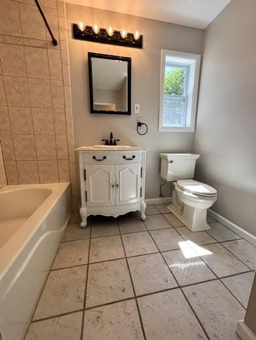 2824 Arcadia Avenue, Allentown City, PA 18103
