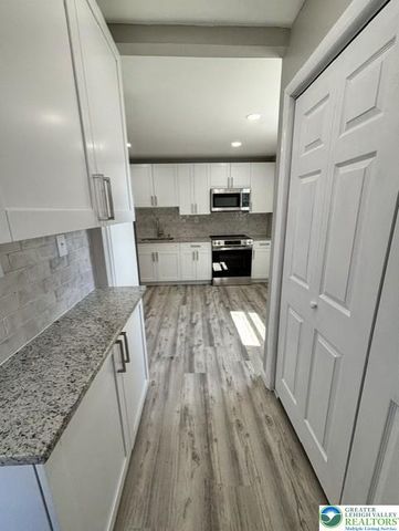 2824 Arcadia Avenue, Allentown City, PA 18103
