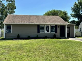2824 Arcadia Avenue, Allentown City, PA 18103