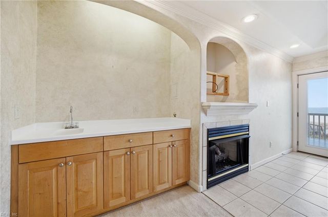 3160 Page Ave Apt 200, Virginia Beach, VA 23451