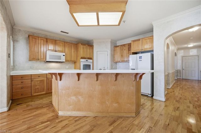 3160 Page Ave Apt 200, Virginia Beach, VA 23451