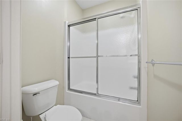 3160 Page Ave Apt 200, Virginia Beach, VA 23451