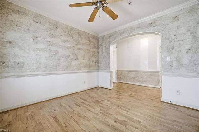 3160 Page Ave Apt 200, Virginia Beach, VA 23451