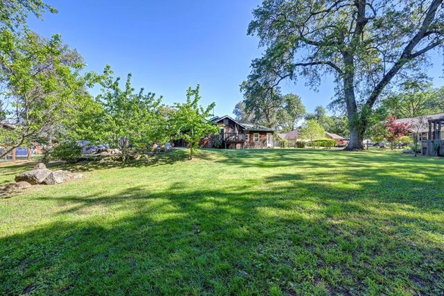 5782 King Rd, Loomis, CA 95650