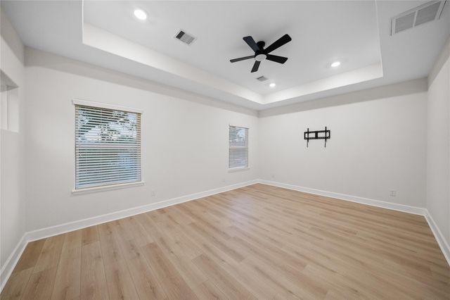 1411 Bayou Street, Houston, TX 77020