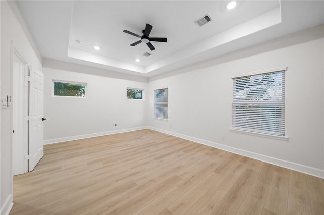1411 Bayou Street, Houston, TX 77020