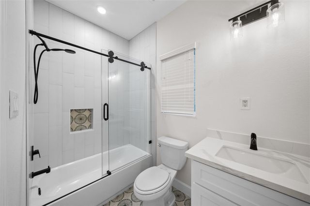 1411 Bayou Street, Houston, TX 77020