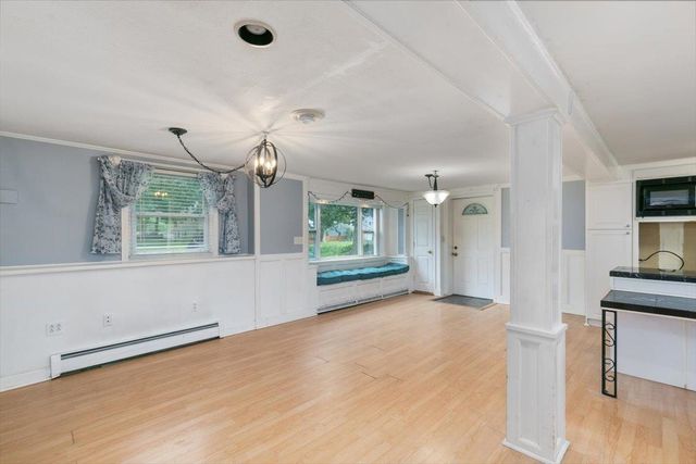 14 Dyer Avenue, Salem, NH 03079