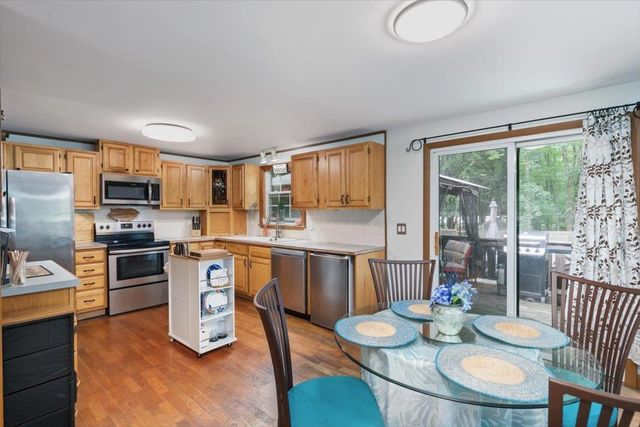 14 Dyer Avenue, Salem, NH 03079