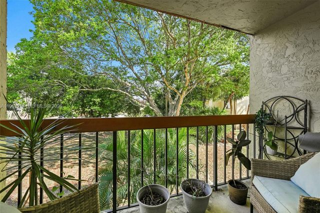 781 SE 1st Way 79, Deerfield Beach, FL 33441