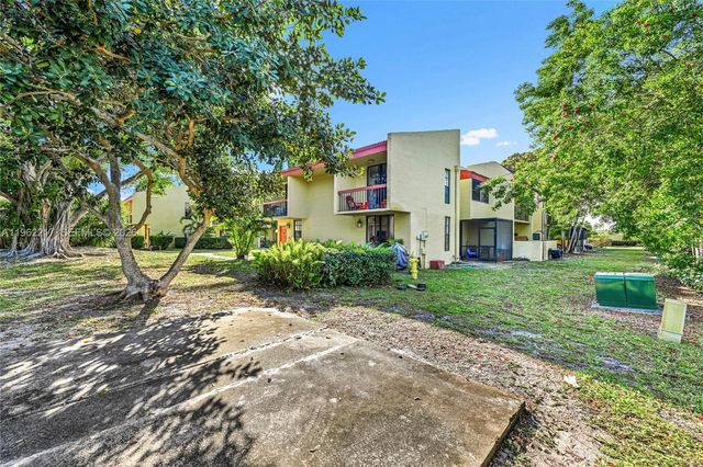 781 SE 1st Way 79, Deerfield Beach, FL 33441