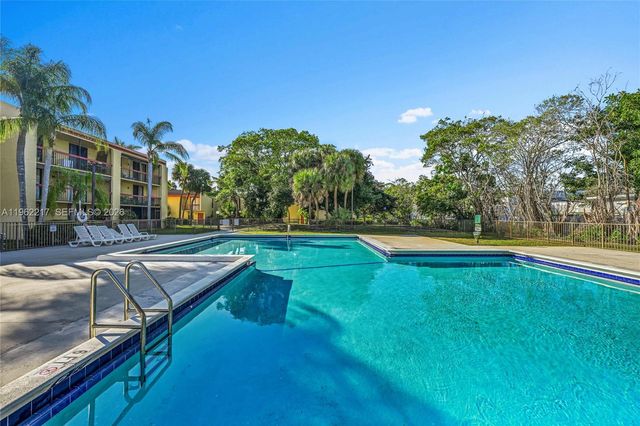 781 SE 1st Way 79, Deerfield Beach, FL 33441