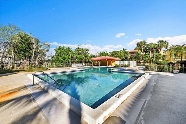 781 SE 1st Way 79, Deerfield Beach, FL 33441