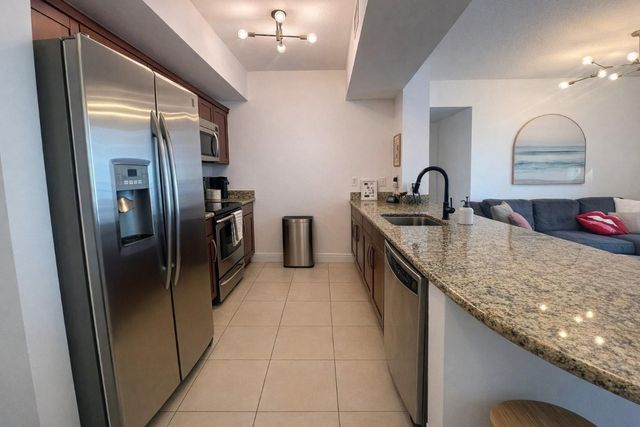 7280 SW 90th Street 209, Miami, FL 33156