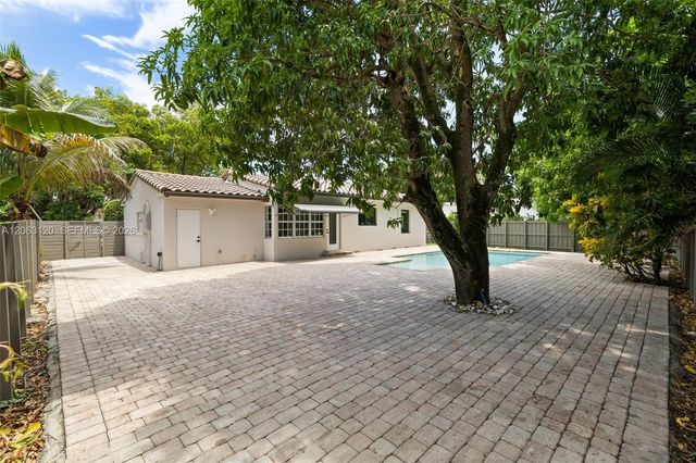 9350 NE 9th Place, Miami Shores, FL 33138