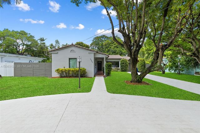 9350 NE 9th Place, Miami Shores, FL 33138