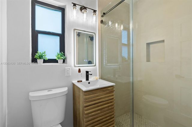 9350 NE 9th Place, Miami Shores, FL 33138