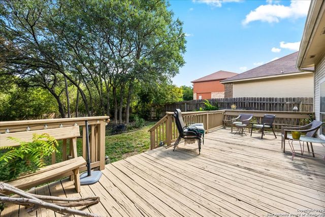 115 Morgans Cir, San Antonio, TX 78216
