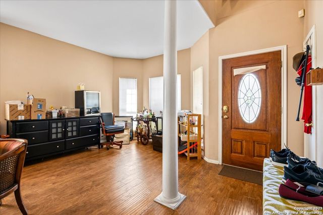 115 Morgans Cir, San Antonio, TX 78216